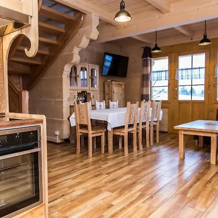 Udanypobyt Liliowa Villa *